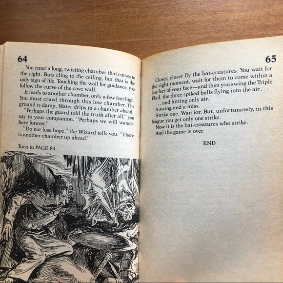 Wizards Warriors & You Book 13 Cavern Of The Phantoms RPG R L Stine Spine Crease - Picture 9 of 14